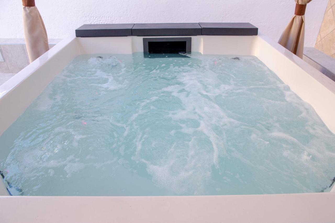 Joyce Luxury Suite Monopoli Exterior foto